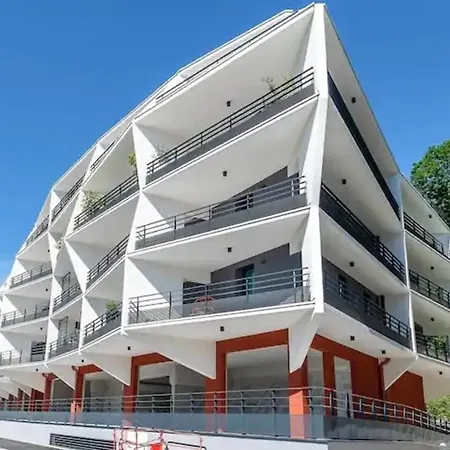 Le Dolce Parking Aix-les-Bains